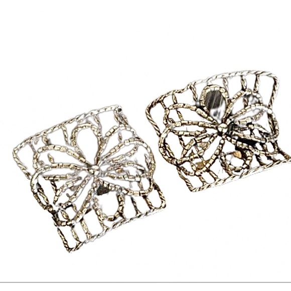 Vintage Bohemian Bow Shoe Clips Clip-On with Patina Metallic Fits Most S… - Picture 1 of 4